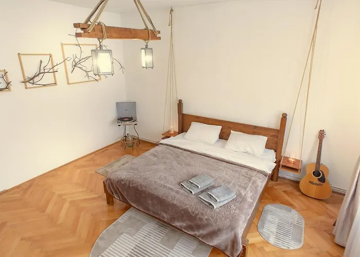 Sunshine Μπρασόβ